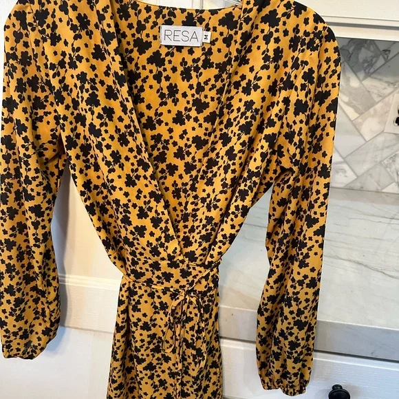 RESA Black Floral Long Sleeve Dress - Picture 4 of 5